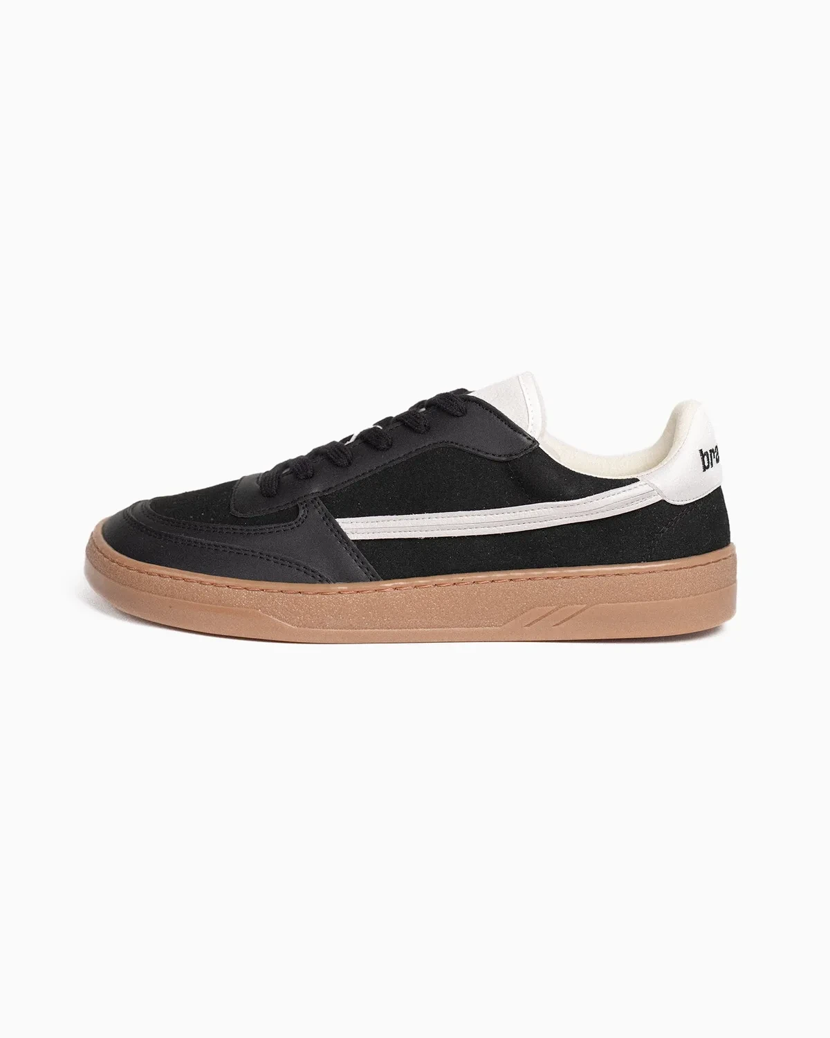 Brambas Calabria Raven en negro con franja blanca y suela color caramelo, vista lateral